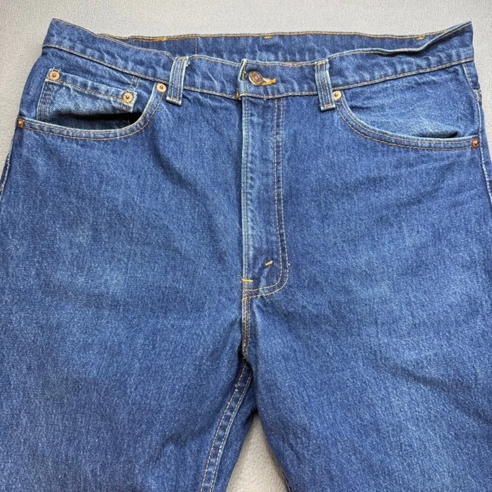 VTG Levis 505 Jeans Regular Straight Fit 36x31 (FIT 35x31) USA Made 90's Retro